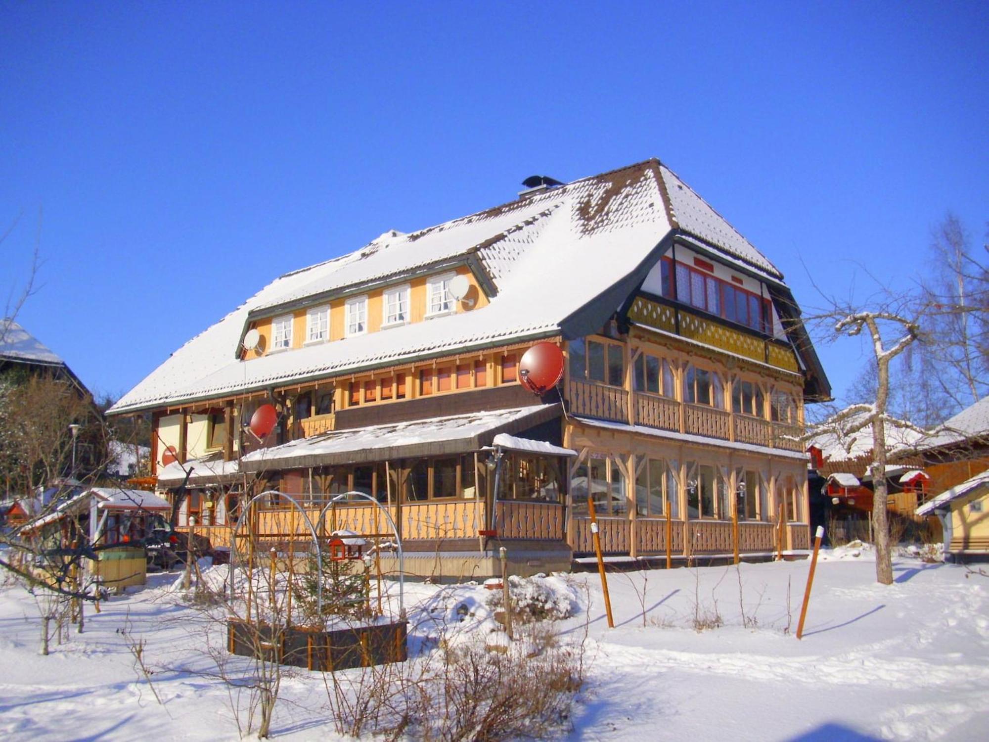 Beautiful Apartment In A Black Forest House With Conservatory Bernau im Schwarzwald Exterior foto